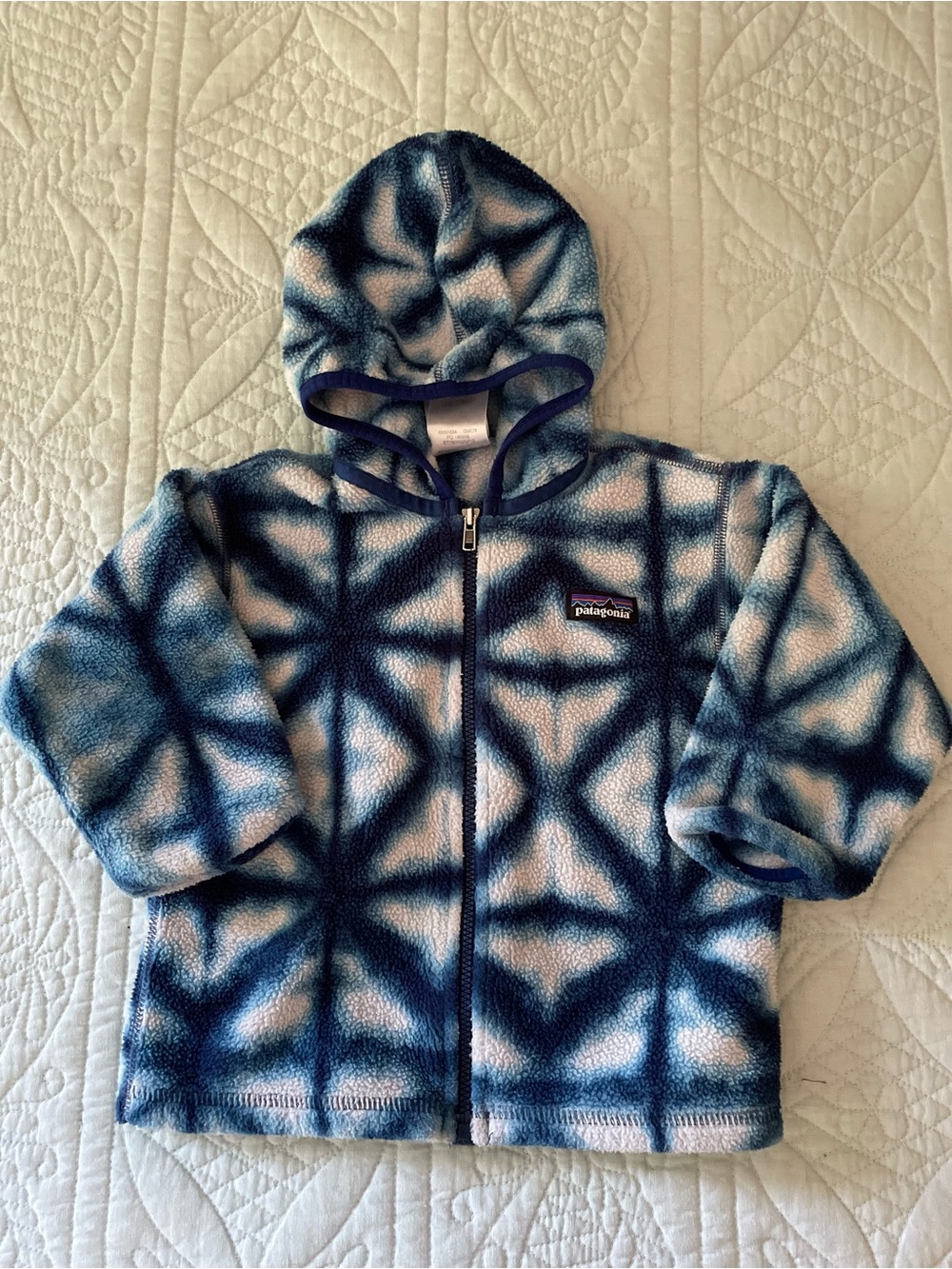 Patagonia Kids Blue & White Shibori Tie-Dye Zip Up Fleece Hooded Jacket 2T